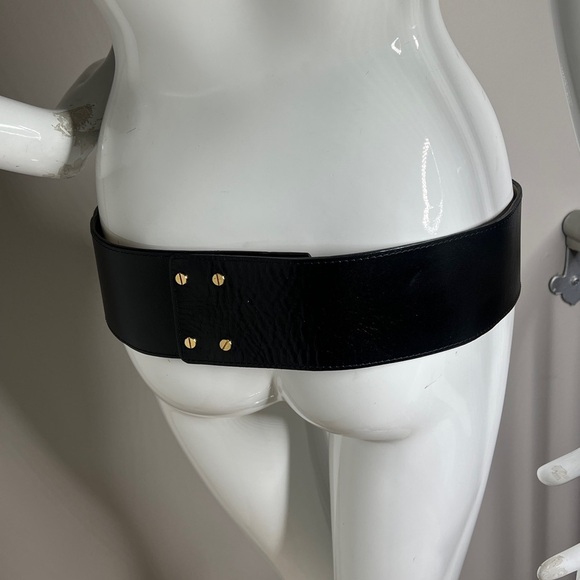 St. John Sz L 38” Wide Calf Leather Hip Waist Belt main image 6